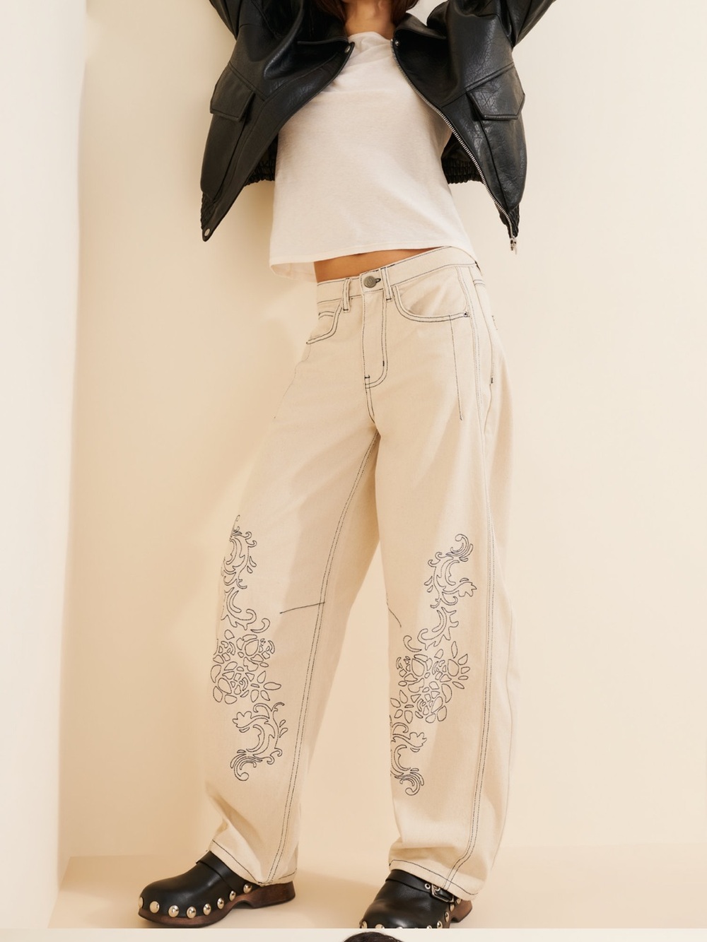 Faye Barrel Leg Jeans 👖